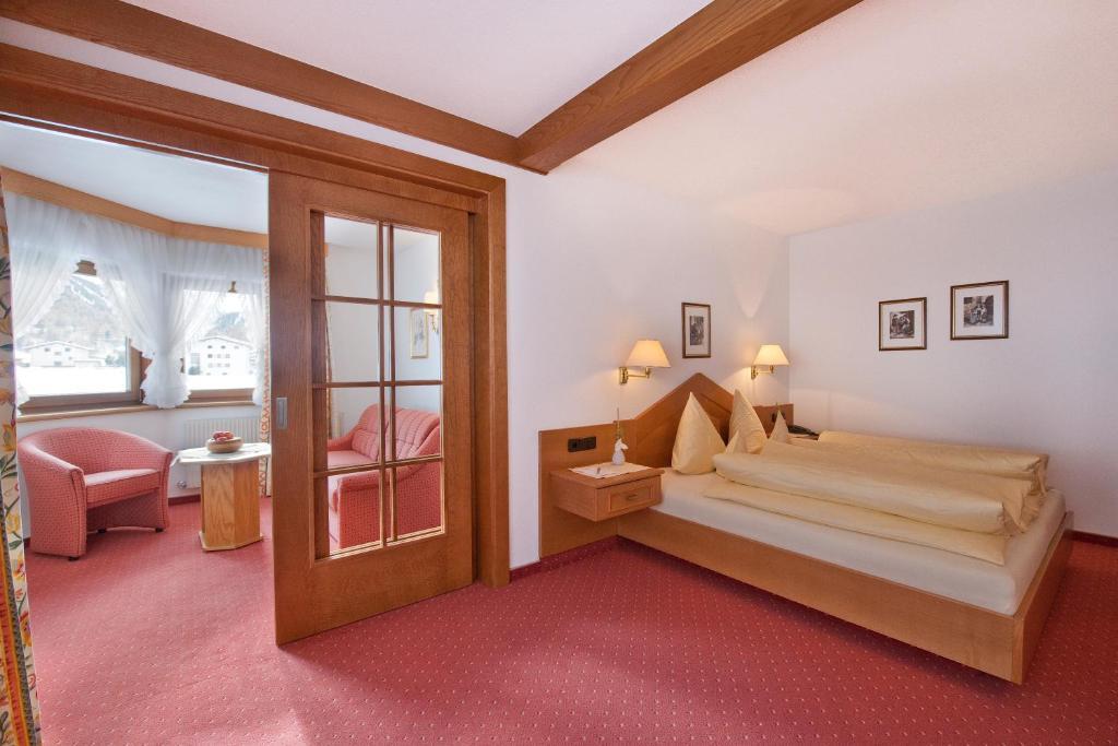 Hotel Jagdhof Bed & Breakfast Обергургль Номер фото